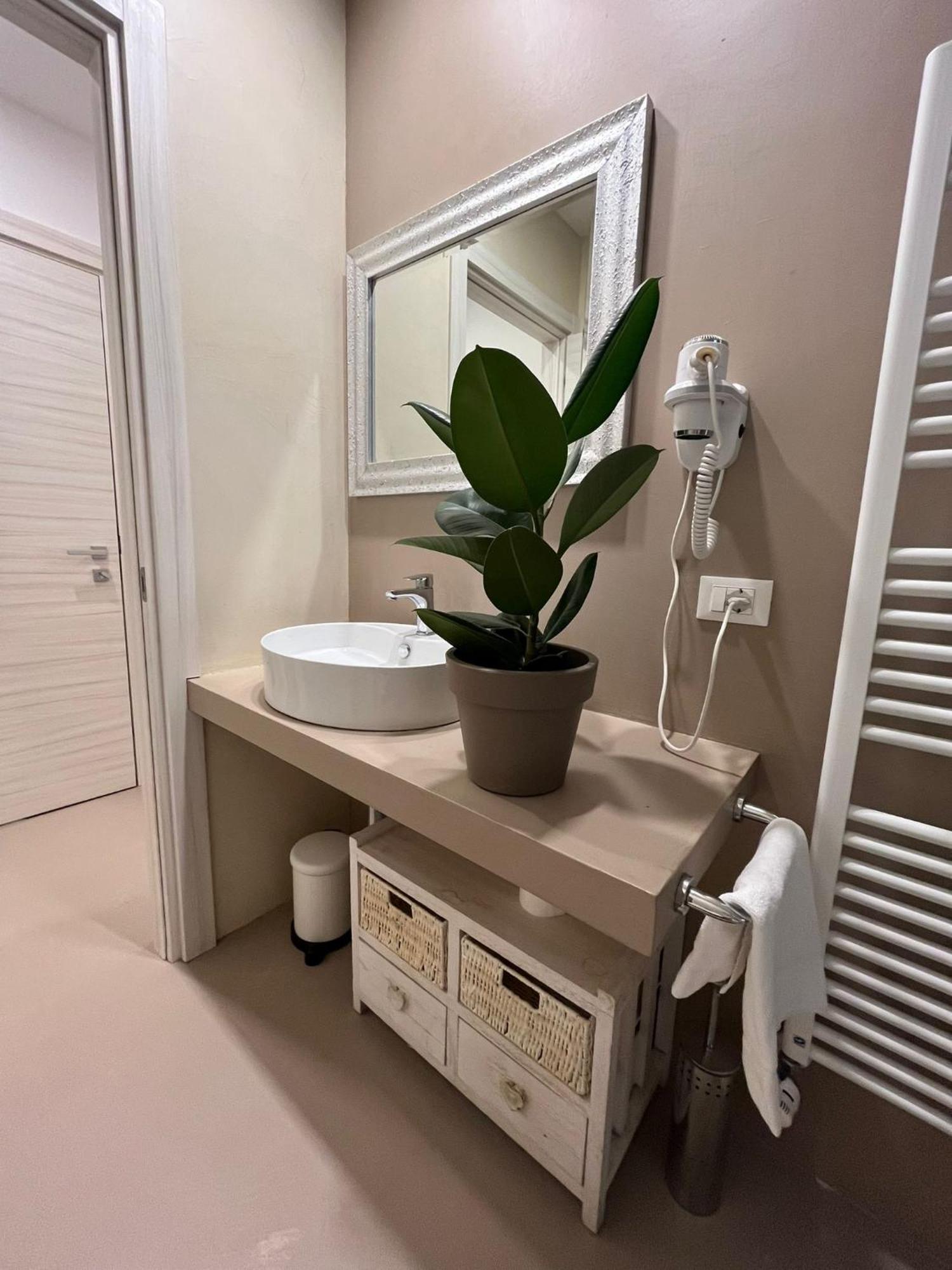 Venus Suites Cervia Exterior photo