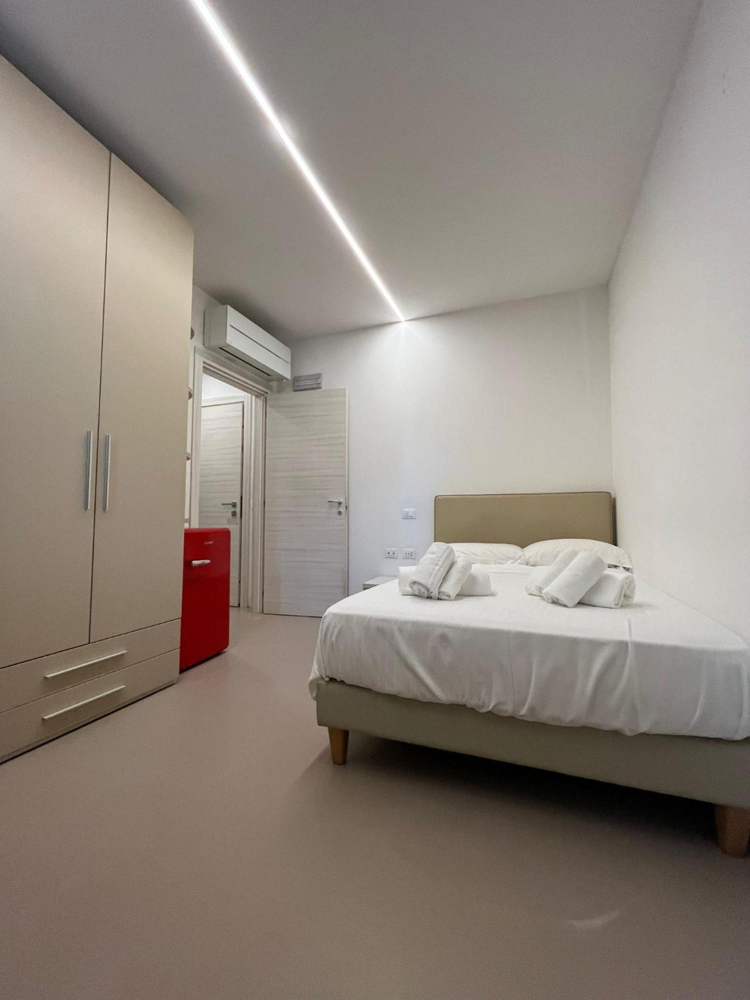 Venus Suites Cervia Exterior photo