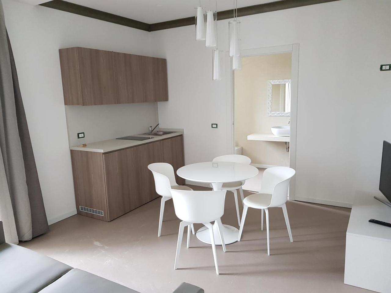 Venus Suites Cervia Exterior photo