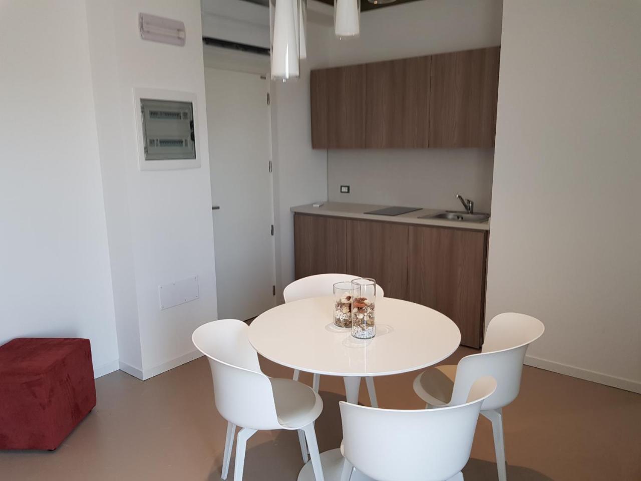 Venus Suites Cervia Exterior photo