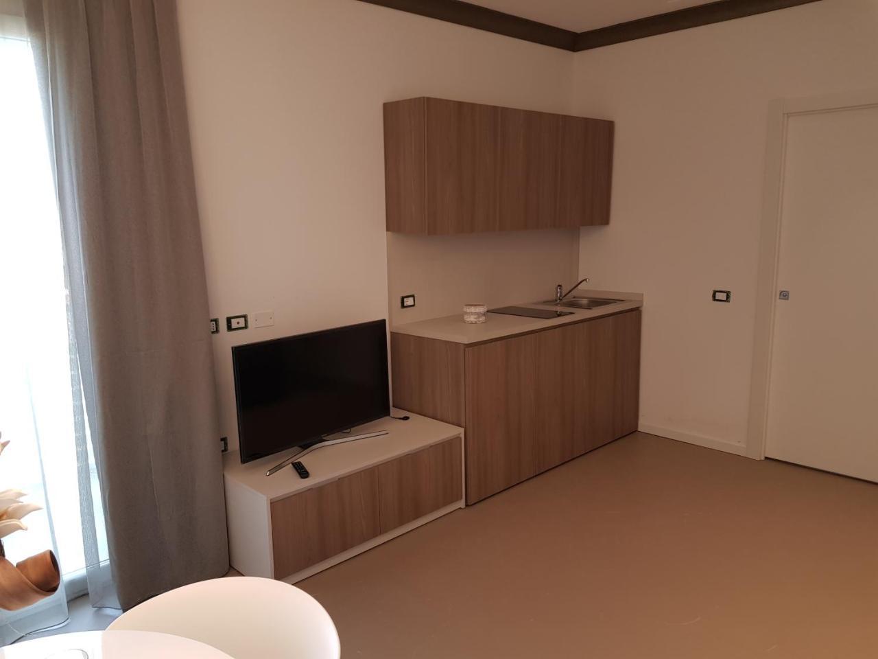 Venus Suites Cervia Exterior photo