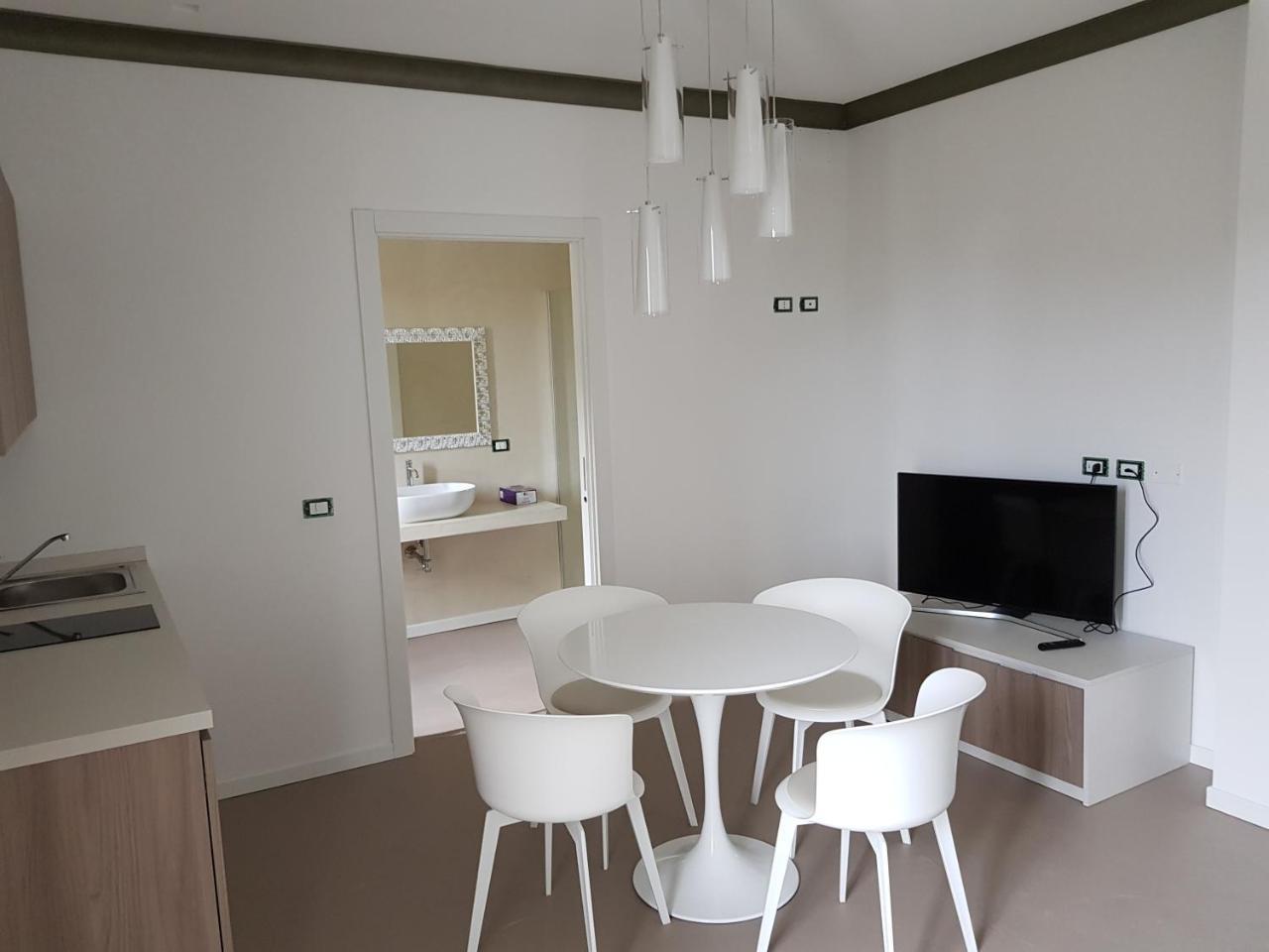 Venus Suites Cervia Exterior photo
