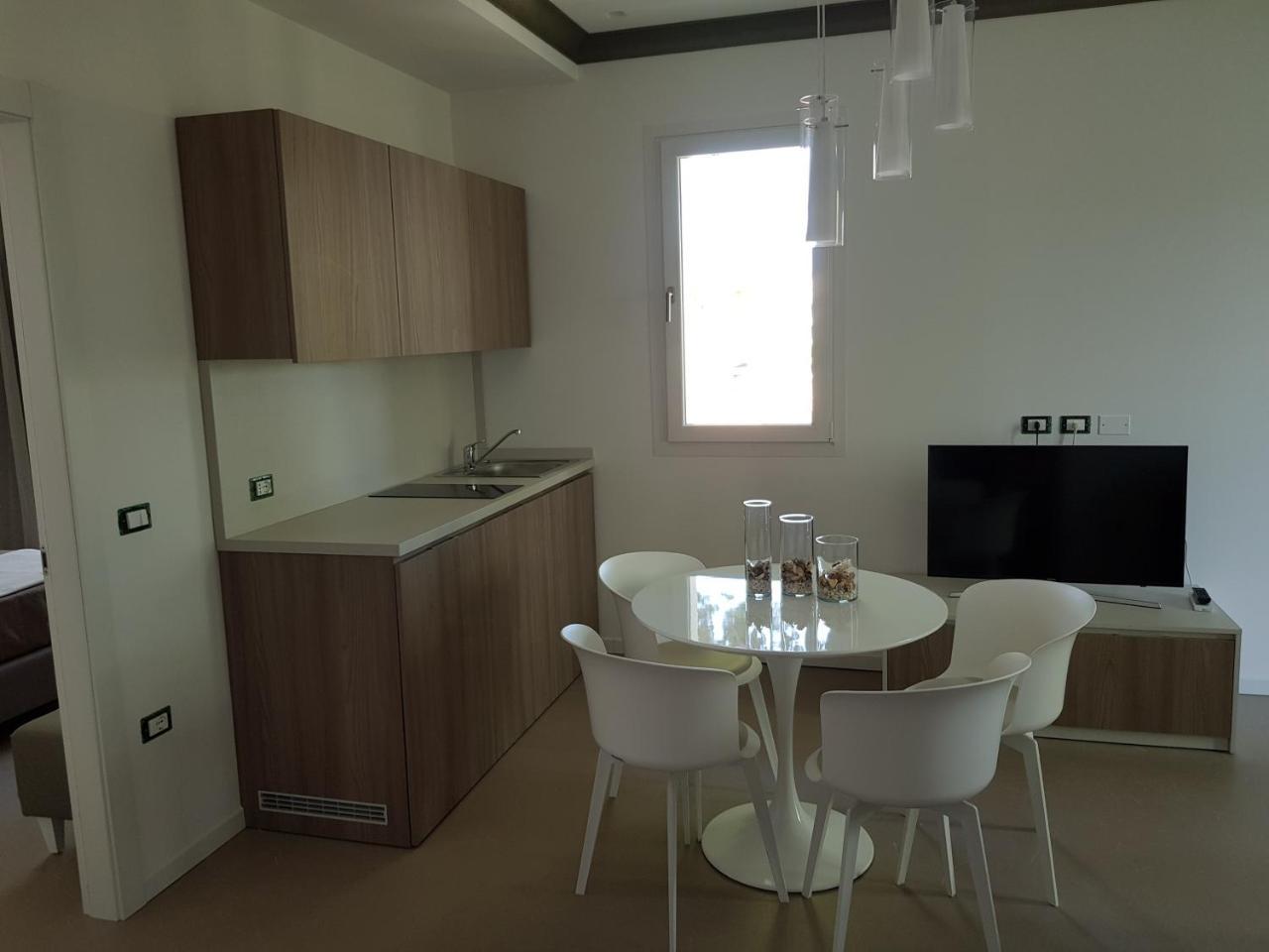 Venus Suites Cervia Exterior photo